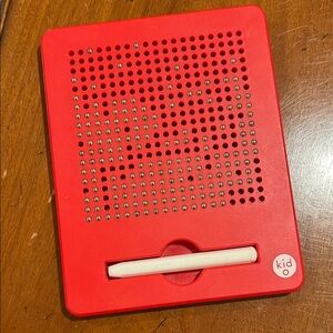 Kid O Red Magnetic Drawing Board